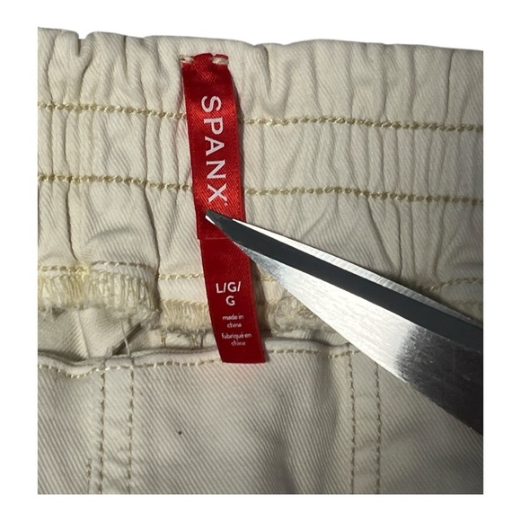 Spanx Stretch Twill Utility Cargo Joggers Cream Size Large H1 - Picture 3 of 5